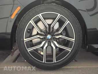 2026 BMW 7 Series 740i – miniatura 9