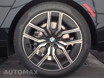 2026 BMW 7 Series 740i – miniatura 12