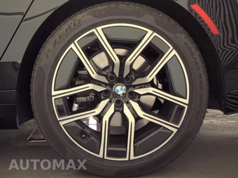 2026 BMW 7 Series 740i – miniatura 12