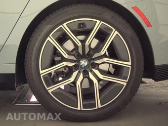 2026 BMW 7 Series 740i – miniatura 12