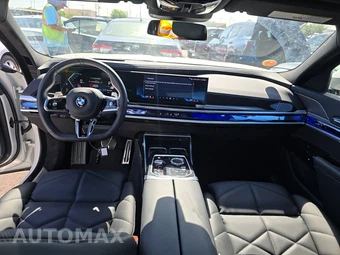 2026 BMW 7 Series 740i – miniatura 17