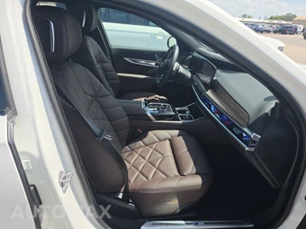 2026 BMW 7 Series 740i xDrive – miniatura 14