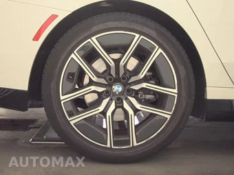 2026 BMW 7 Series 740i xDrive – miniatura 11