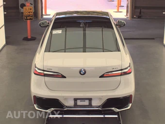 2026 BMW 7 Series 740i xDrive – miniatura 6