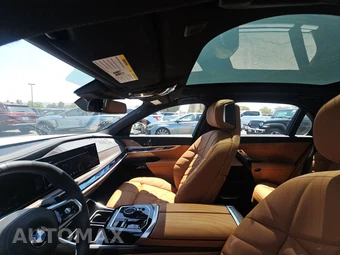 2026 BMW 7 Series 740i xDrive – miniatura 14