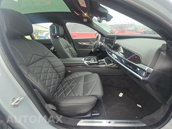 2026 BMW 7 Series 740i xDrive – miniatura 14