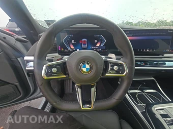 2026 BMW 7 Series 740i xDrive – miniatura 16