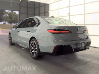 2026 BMW 7 Series 740i xDrive – miniatura 8