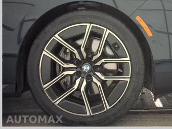 2026 BMW 7 Series 740i xDrive – miniatura 10
