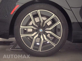 2026 BMW 7 Series 740i xDrive – miniatura 11