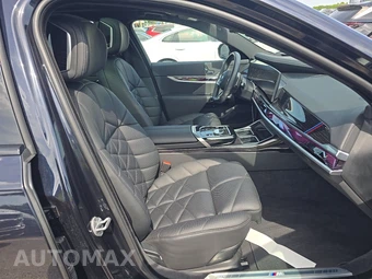 2026 BMW 7 Series 740i xDrive – miniatura 14