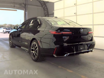 2026 BMW 7 Series 740i xDrive – miniatura 8