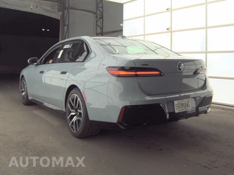 2026 BMW 7 Series 740i xDrive – miniatura 8