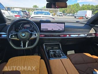 2026 BMW 7 Series 740i xDrive - miniatura 17