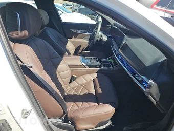 2026 BMW 7 Series 740i xDrive – miniatura 14