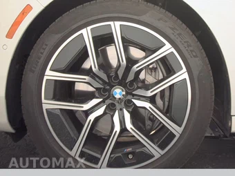 2026 BMW 7 Series 740i xDrive – miniatura 9