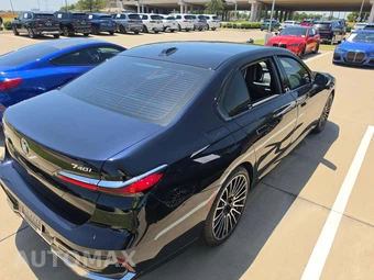 2026 BMW 7 Series 740i xDrive - miniatura 3