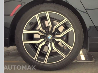 2026 BMW 7 Series 740i xDrive - miniatura 11
