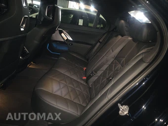 2026 BMW 7 Series 740i xDrive - miniatura 19