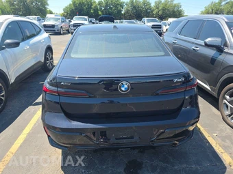 2026 BMW 7 Series 740i xDrive - miniatura 6