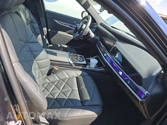 2026 BMW 7 Series 740i xDrive - miniatura 8