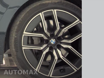 2026 BMW 7 Series 740i xDrive – miniatura 10