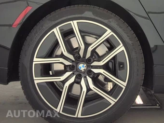 2026 BMW 7 Series 740i xDrive - miniatura 11
