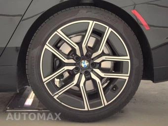 2026 BMW 7 Series 740i xDrive - miniatura 12