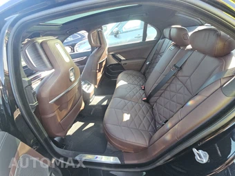 2026 BMW 7 Series 740i xDrive - miniatura 19