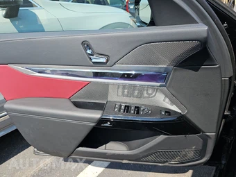 2026 BMW 7 Series 740i xDrive – miniatura 15