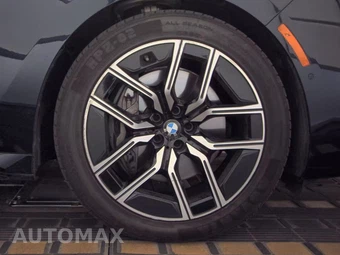 2026 BMW 7 Series 740i xDrive - miniatura 10