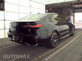 2026 BMW 7 Series 740i xDrive - miniatura 5