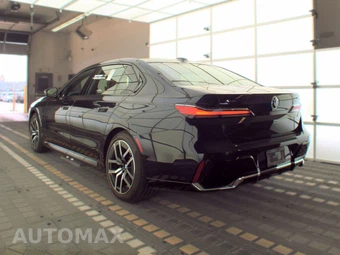 2026 BMW 7 Series 740i xDrive - miniatura 8