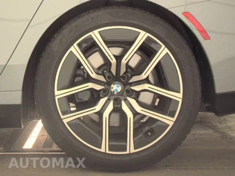 2026 BMW 7 Series 740i xDrive – miniatura 12