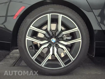 2026 BMW 7 Series 740i xDrive – miniatura 11