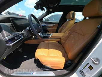 2026 BMW 7 Series 740i xDrive - miniatura 13