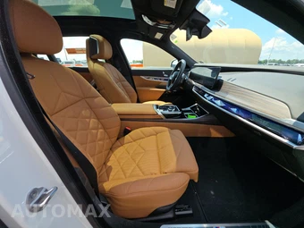 2026 BMW 7 Series 740i xDrive - miniatura 14
