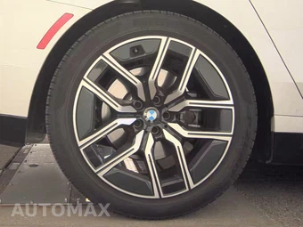 2026 BMW 7 Series 740i xDrive - miniatura 11