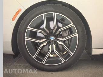 2026 BMW 7 Series 740i xDrive - miniatura 9