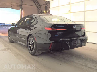 2026 BMW 7 Series 740i xDrive – miniatura 8