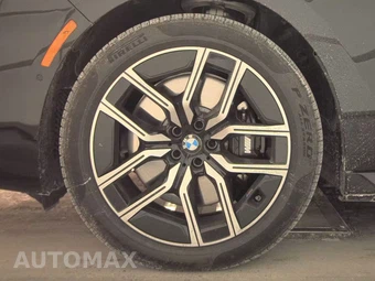 2026 BMW 7 Series 740i xDrive – miniatura 9