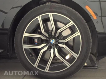 2026 BMW 7 Series 740i xDrive – miniatura 10