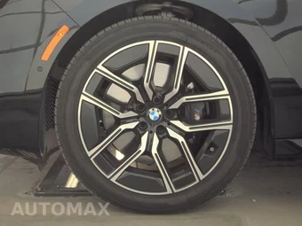 2026 BMW 7 Series 740i xDrive – miniatura 9