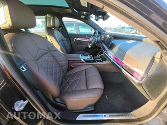2026 BMW 7 Series 740i xDrive – miniatura 14