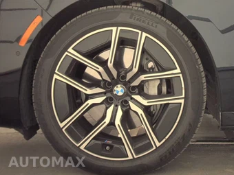 2026 BMW 7 Series 740i xDrive – miniatura 9