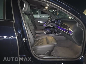 2026 BMW 7 Series 740i xDrive – miniatura 14