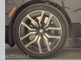 2026 BMW 7 Series 740i xDrive – miniatura 9