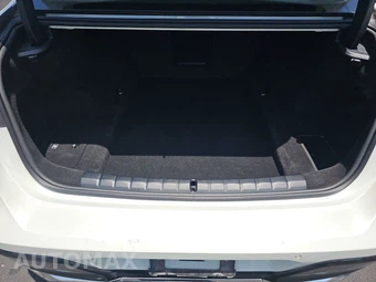 2026 BMW 7 Series 740i xDrive – miniatura 17