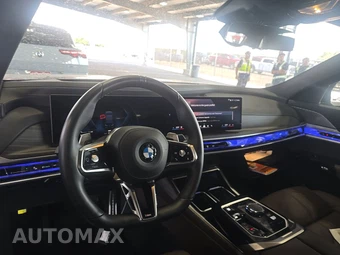 2026 BMW 7 Series 740i xDrive – miniatura 17