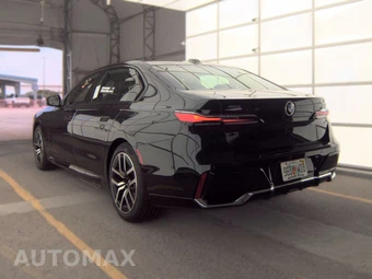 2026 BMW 7 Series 740i xDrive – miniatura 8